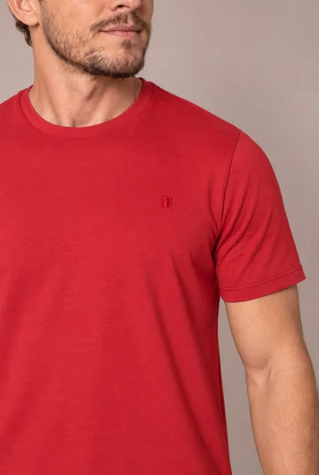 Camiseta Manga Curta Regular Gola Redonda Logo Bordada - Vermelho Melancia Camiseta Manga Curta Regular Gola Redonda Logo Bordada - Vermelho Melancia