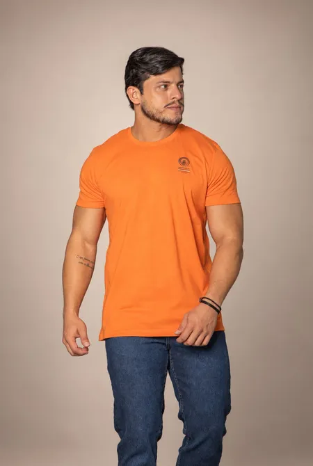 Camiseta MC Slim Logo Bordado Laranja Papaya