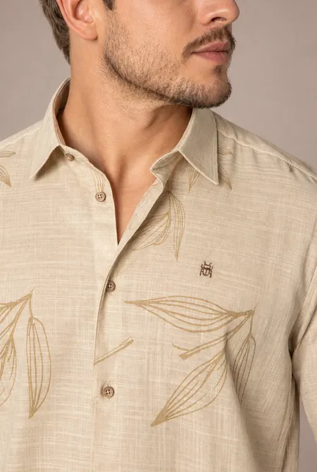 Camisa Manga Curta Regular Natural Floral Camisa Manga Curta Regular Natural Floral
