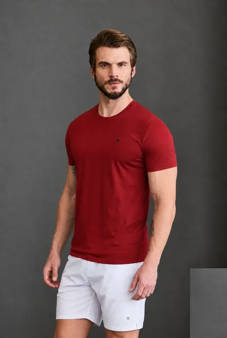 Camiseta Slim Fitness  Vermelho